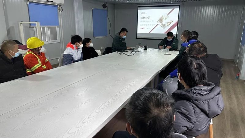 企业内训体系搭建：定制化方案的关键要素